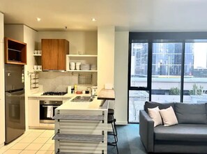 Fridge, microwave, oven, stovetop