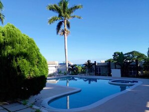 Piscine extérieure