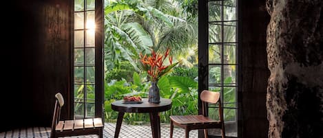 Deluxe double with Garden View | Terrace/patio