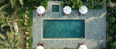 Outdoor pool, pool umbrellas