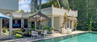 Beachfront 4 Bedroom Private Pool Villa