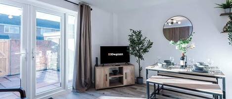 TV