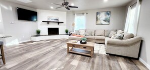 Smart-TV, peis og fotballspill