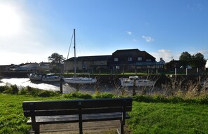 Exterior - Tilling View (Rye)