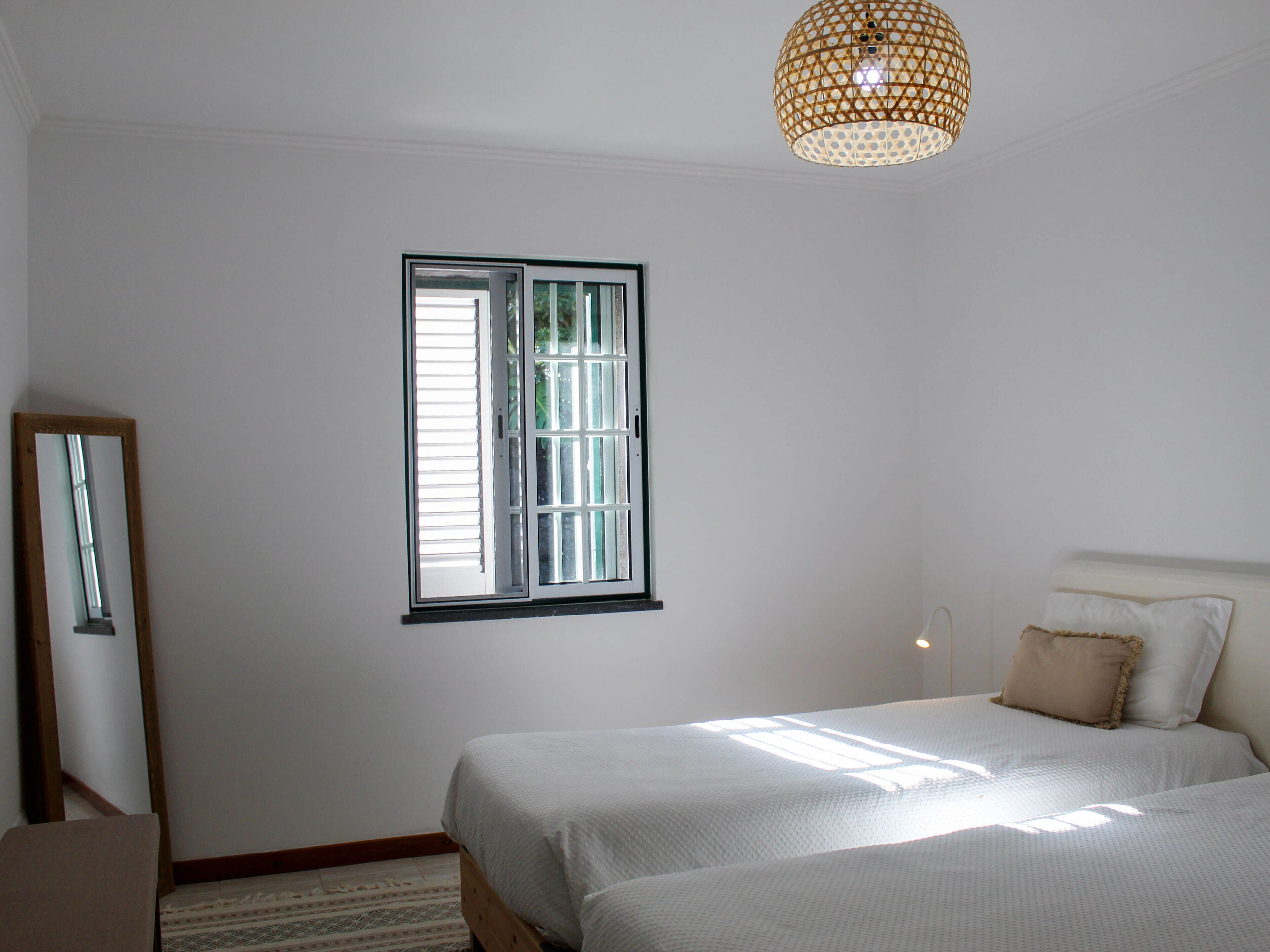 Cottage, Sea View | 2 bedrooms, soundproofing, iron/ironing board, WiFi (free)