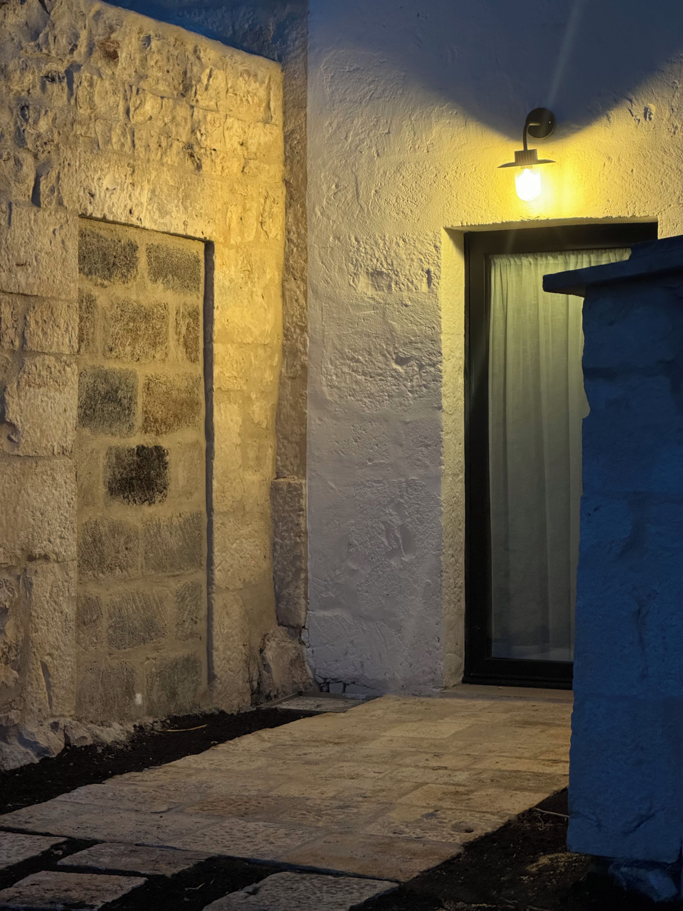 Suite 1 Deluxe Double Room