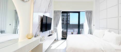 Ferros/tábuas de passar roupa, acesso à internet, roupa de cama