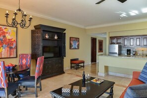 Living area - Oceanfront Suite @ Pueblo Bonito Sunset Beach - Feb 3rd - Feb 10th
 (Cabo San Lucas)