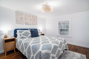 4 bedrooms, free WiFi, bed sheets