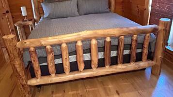 3 bedrooms, iron/ironing board, travel crib, WiFi