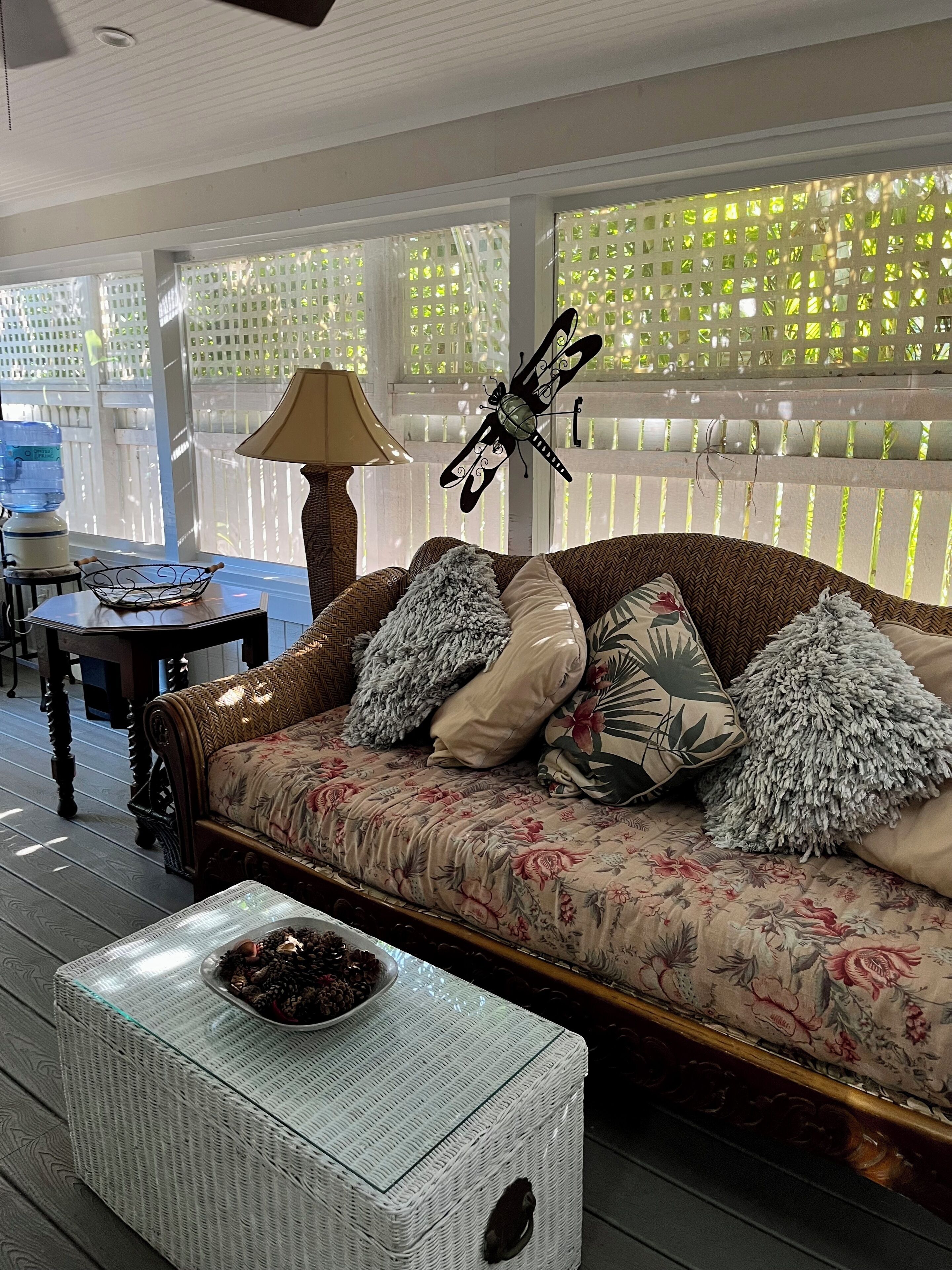Pool, Laundry, And Grilling Area - Key West, FL