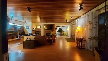 Comfort Suite | Interior