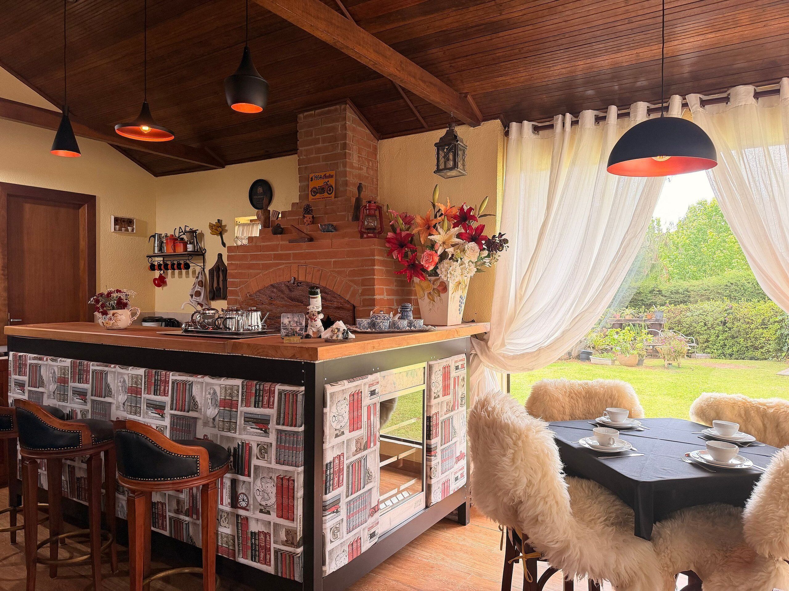 Suite | Outdoor dining