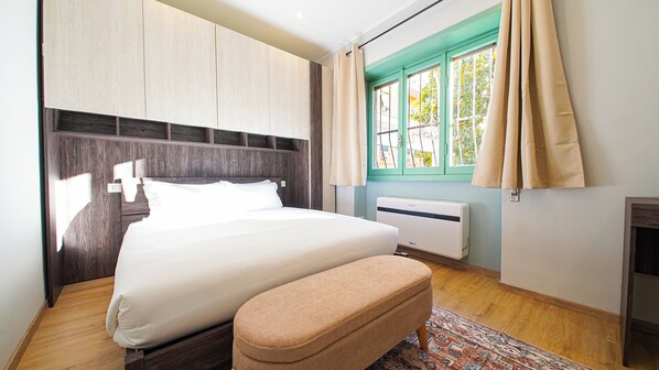 2 Schlafzimmer, Schreibtisch, Bügeleisen/Bügelbrett, kostenloses WLAN