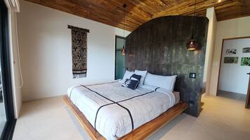 5 sovrum, strykjÀrn/strykbrÀda, wi-fi och sÀngklÀder