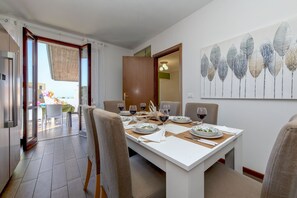 Dining - Desenzanoloft Casa degli Artisti  (Peschiera del Garda)