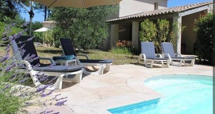 Very pretty Provencal villa with private pool in Lorgues, a real jewel.