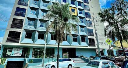 Beautiful apartment with a spectacular view of Cochabamba and close to everything.