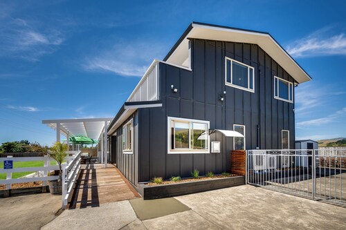 Aroha At 2252 - Waimarama Holiday Home