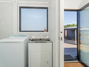 Interior - Spacious Family Getaway - Whangamata Holiday Home (Whangamata)