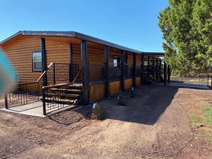 Exterior - Willies Grand Canyon Lodge (Williams)
