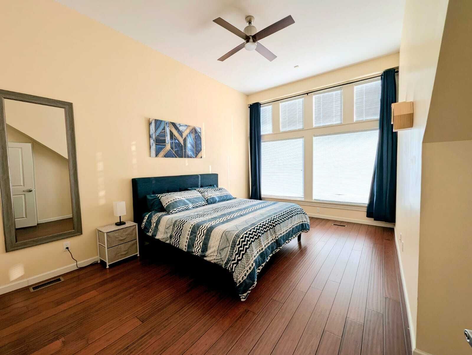 1 bedroom, in-room safe, iron/ironing board, free WiFi