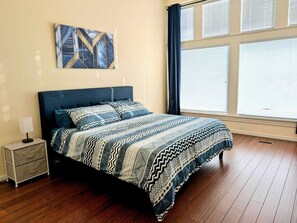 1 bedroom, in-room safe, iron/ironing board, free WiFi