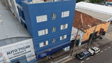 Fachada de la propiedad