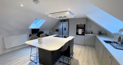 Stunning & Cosy Cottage in Historic Moffat - Pass the Keys