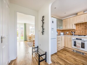 Réfrigérateur, micro-ondes, four, lave-vaisselle