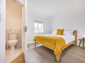 2 chambres, bureau, fer et planche à repasser, Wi-Fi gratuit