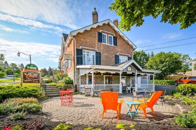 Elora Gingersnap rental