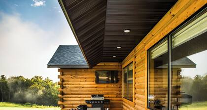 Near the BuffaloNational River—2 bedroom, 2 bath cabin in Jasper, Arkansas