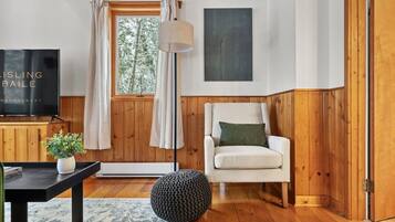 Smart TV, fireplace, foosball