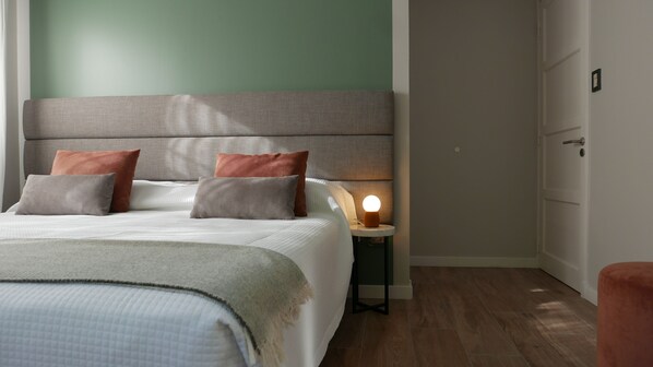 1 bedroom, WiFi, bed sheets, wheelchair access - Double Queen Size with Private Bathroom (Mendoza)