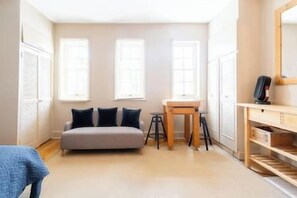 Interior - PBC | Studio Apartment by Sloane Square 56FDP (London)
