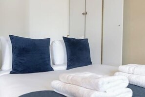 Room - PBC | Studio Apartment by Sloane Square 56FDP (London)