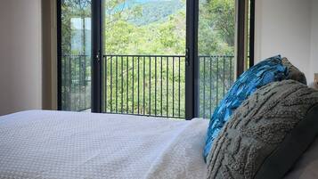 3 Schlafzimmer, Schreibtisch, WLAN, Bettwäsche