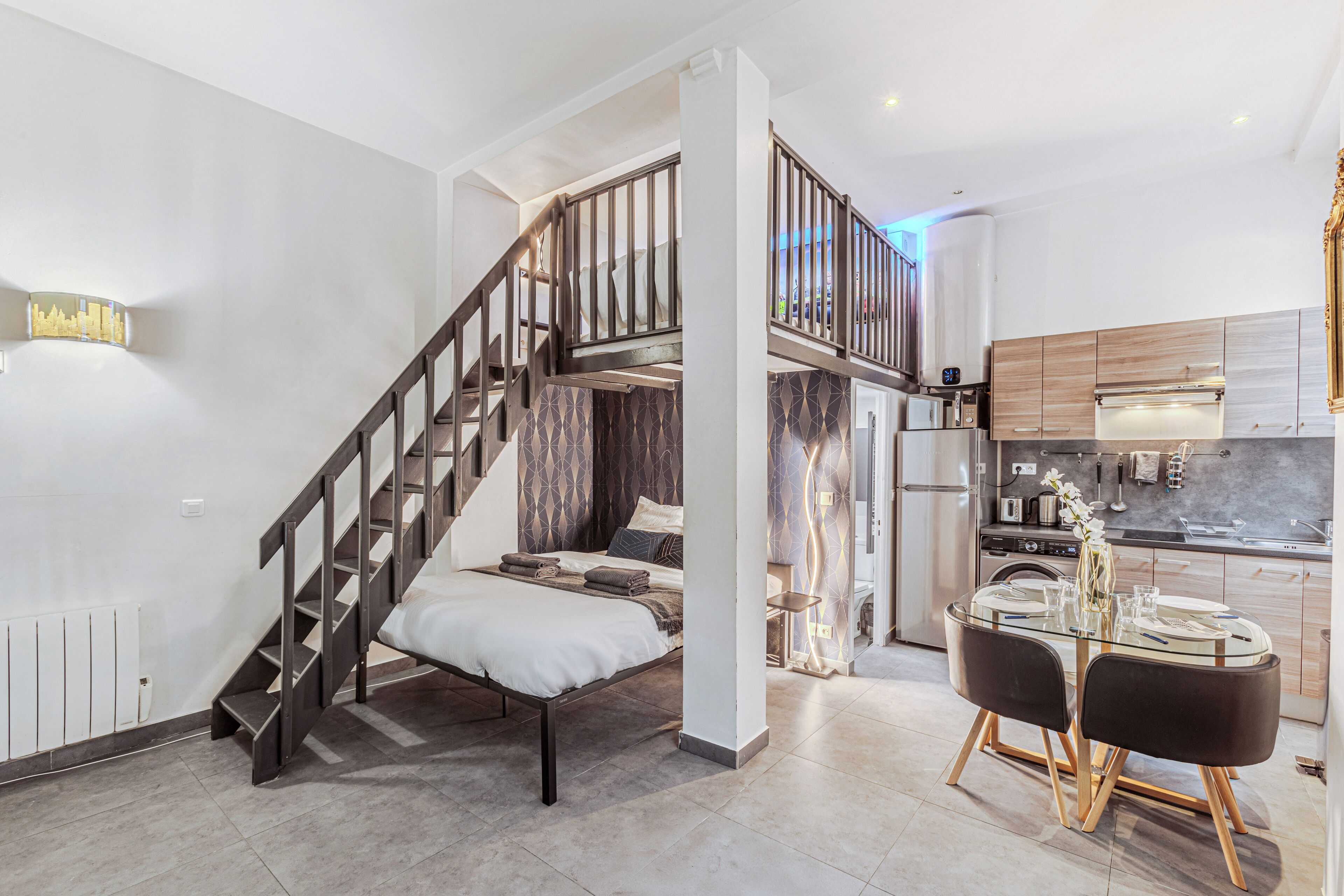 1 chambre, fer et planche à repasser, Wi-Fi, draps fournis