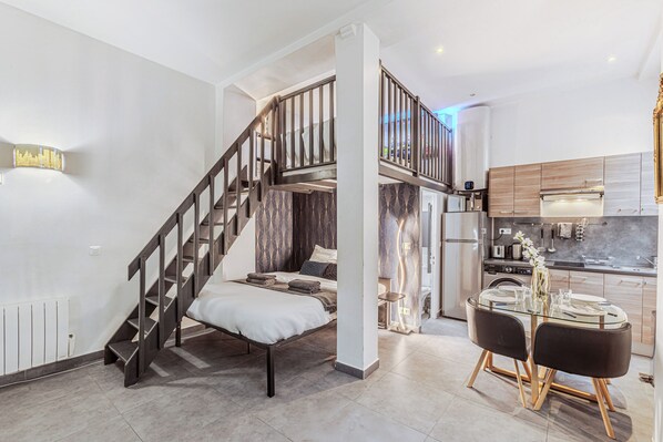 1 soverom, strykejern/-brett, wi-fi og sengetøy