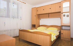 2 habitaciones, cuna de viaje, wifi gratis y ropa de cama 