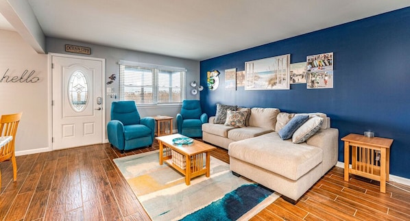 Smart TV, books - Coastal Charm –3BR/2BA Home w/ Large Front Porch (Ocean City)
