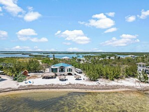 On the beach - Ocean View Suite Barnacle Resort (Big Pine Key)