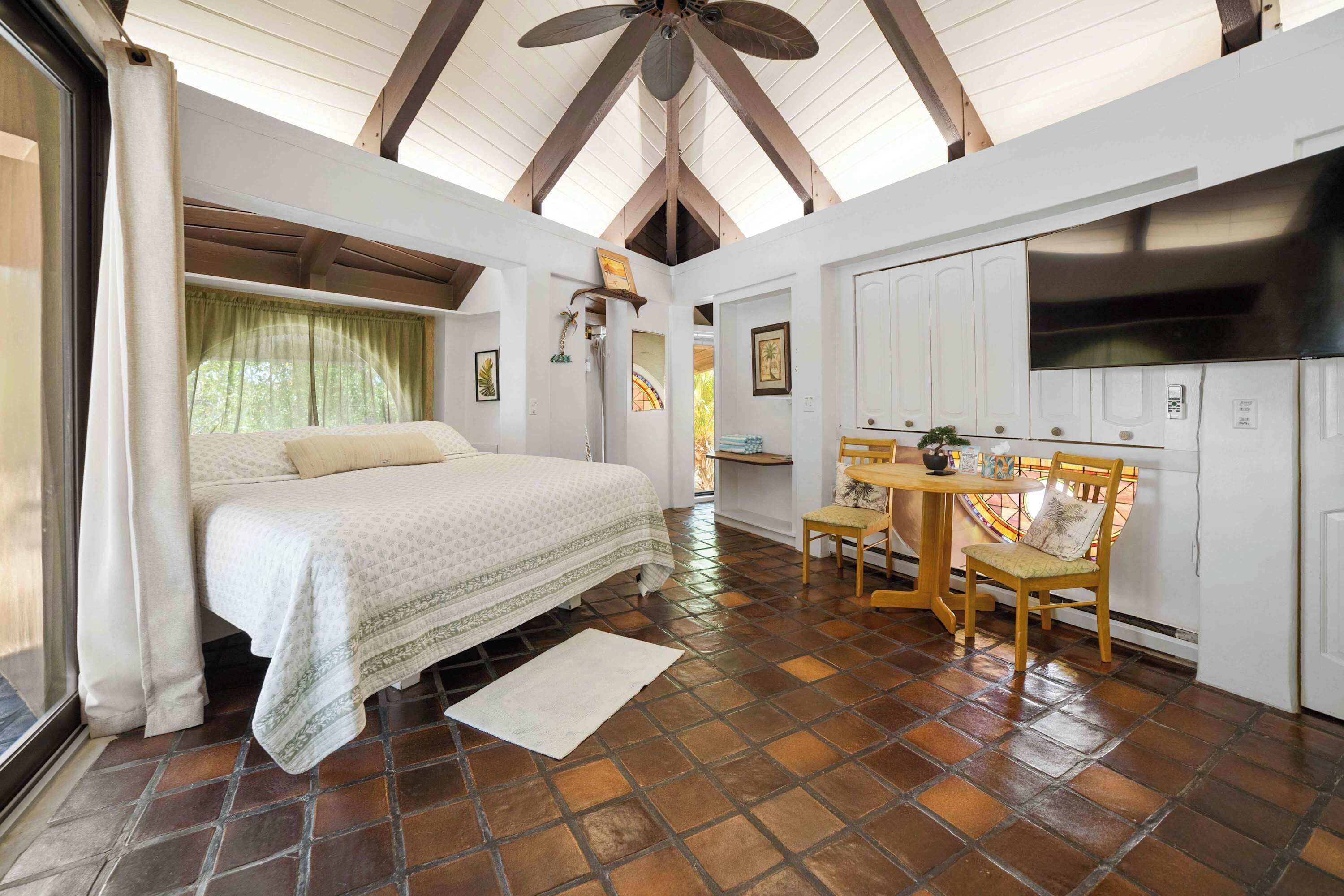 1 bedroom, WiFi, bed sheets