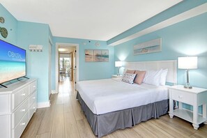 1 bedroom, desk, iron/ironing board, free WiFi - Panoramic 1BR Oceanfront View Suite (Myrtly Beach)