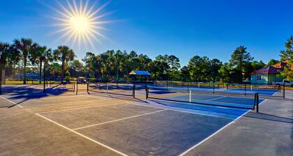 Racquet Retreat 1b/1b