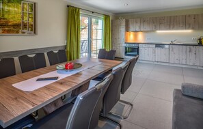Dining - Stunning home in Mariapfarr with sauna (Mariapfarr)