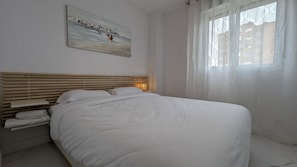 3 bedrooms, WiFi, bed sheets