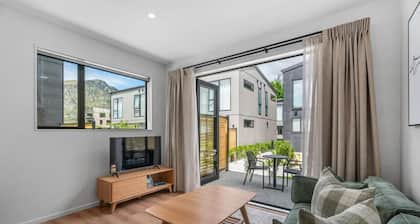 Coronet Retreat | Townhouse