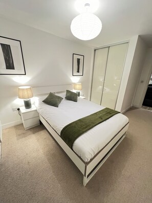 1 quarto, ferros/tábuas de passar roupa, Wi-Fi, roupa de cama